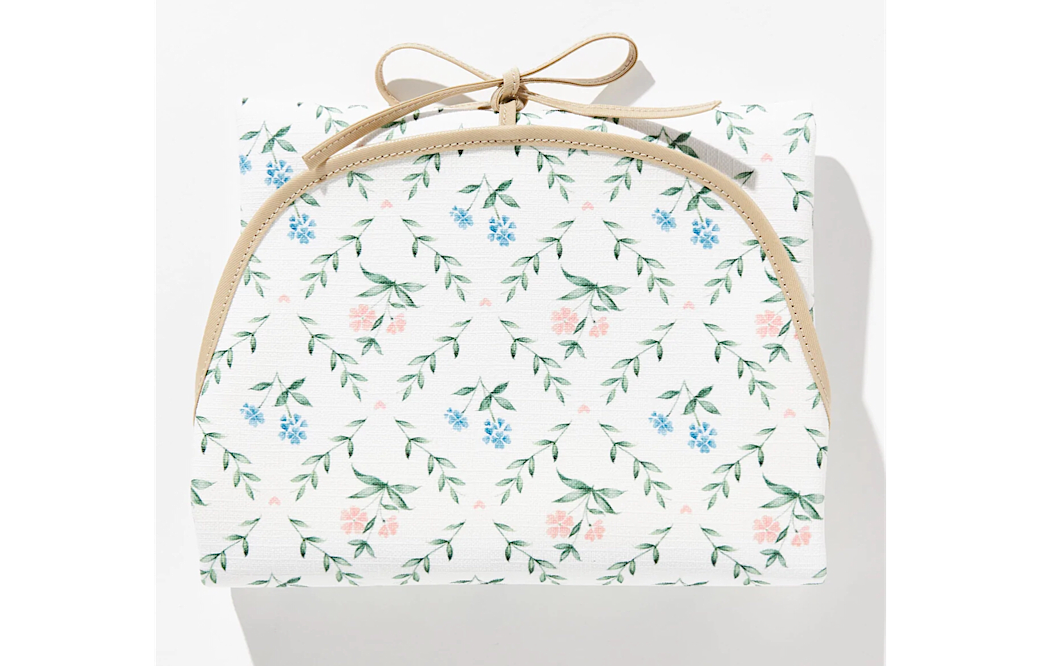 Neely & Chloe x Dondolo Collection
